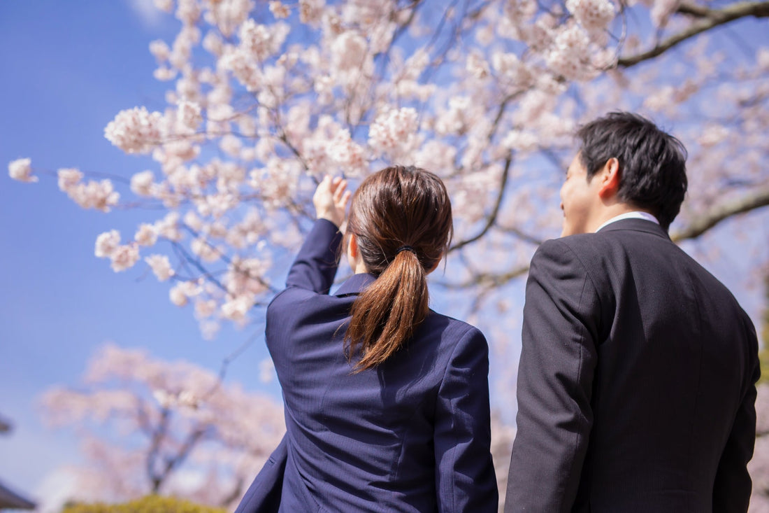 就職内祝いのお菓子選び｜人気ギフトランキングとおすすめお返し商品