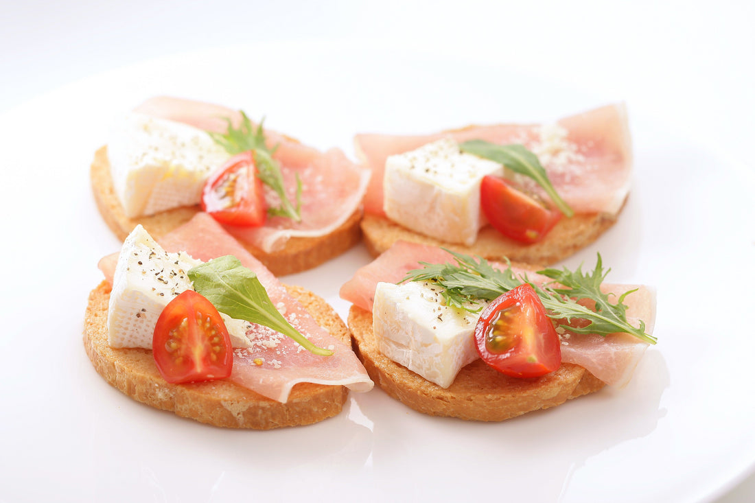 生ハムとチーズのカナッペ